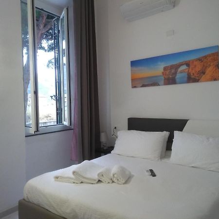 B&B Albenga Casa Panfilo 外观 照片